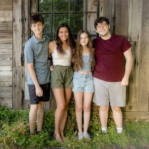 Meet your Posher, Alison